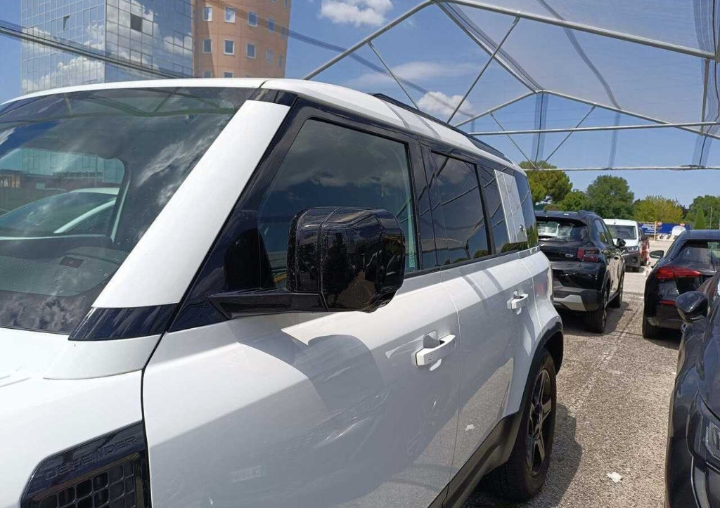 Land rover Defender 3.0 D6 200cv 110 SE AWD auto. Automatic , 148367 km,06/22