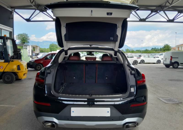 Bmw X4 G02  xdrive20d mhev 48V auto Sequential Hybrid
(190CV )Km 61772 05/2022