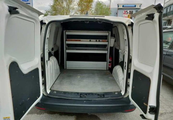 Volkswagen Caddy 2.0 TDI 90kW SCR Cargo Manual Diesel
(122cv),199934 km,