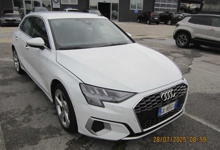Audi A3 30 TDI SPB Business Advanced  Manual
(116cv)71548 07/22