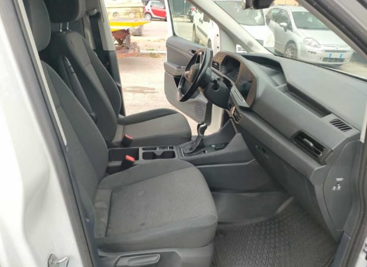 Volkswagen Caddy 2.0 TDI 90kW SCR Cargo Manual Diesel
(122cv),199934 km,