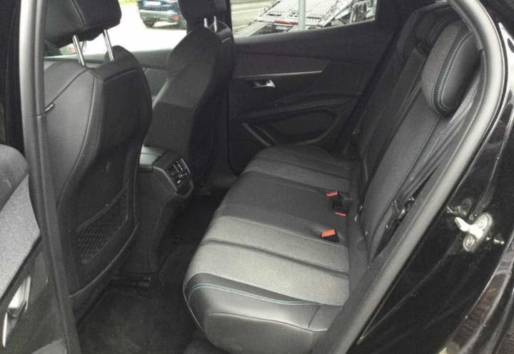 ❌riss ❌Peugeot 3008 BlueHDi 130cv allure Pack  automatico km172100. Anno 06/2022