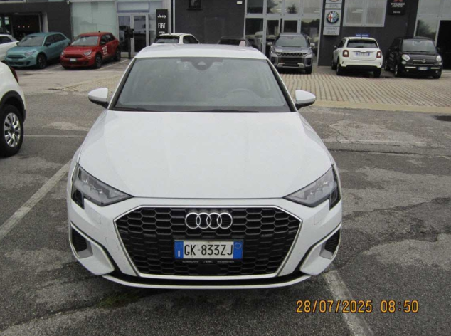 Audi A3 30 TDI SPB Business Advanced  Manual
(116cv)71548 07/22