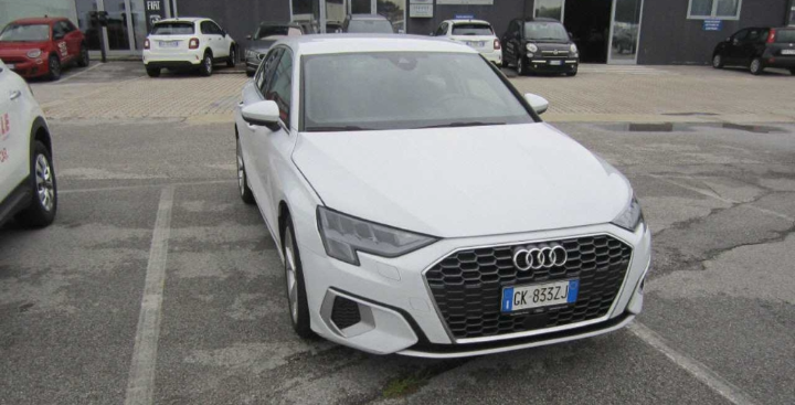 Audi A3 30 TDI SPB Business Advanced  Manual
(116cv)71548 07/22