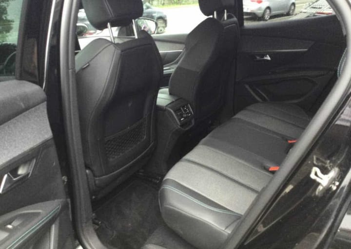 ❌riss ❌Peugeot 3008 BlueHDi 130cv allure Pack  automatico km172100. Anno 06/2022