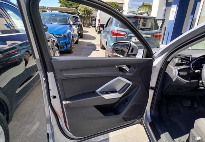 ❌Venduta sig Vapore❌                  Audi Q3 35 TDI S TRONIC Sequential Diesel
(150cv), km 116002