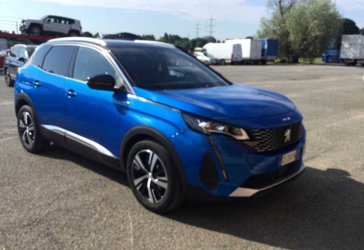❌Venduta Antonini  ❌                           Peugeot 3008 BlueHDI 130 S&S EAT8 GT aut.(131cv )Km 52049
