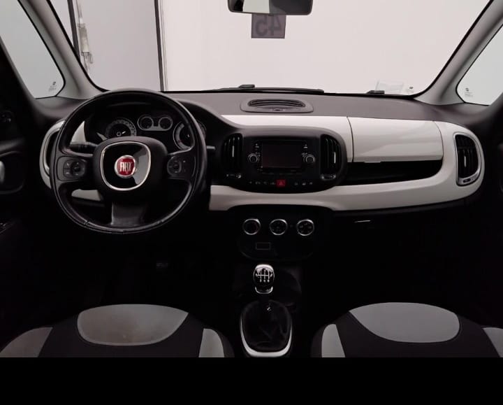 Fiat 500L  Diesel 500L 1.6 mjt Business 120cv Manual Diesel km 152220 anno 09/2016