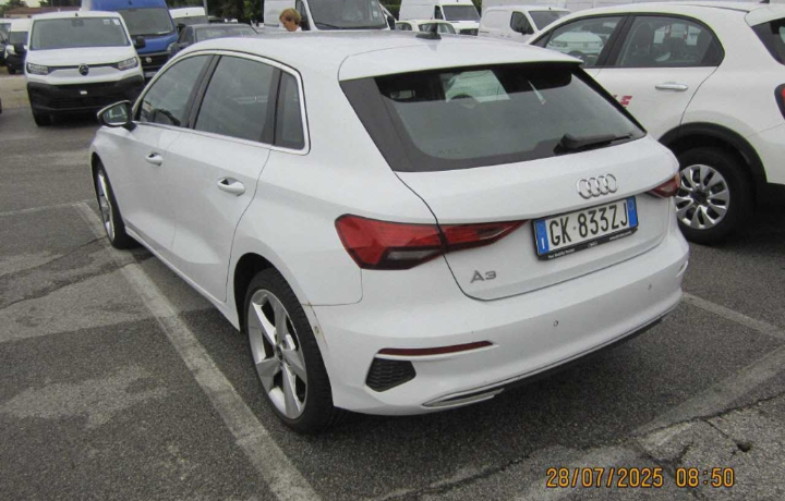 Audi A3 30 TDI SPB Business Advanced  Manual
(116cv)71548 07/22