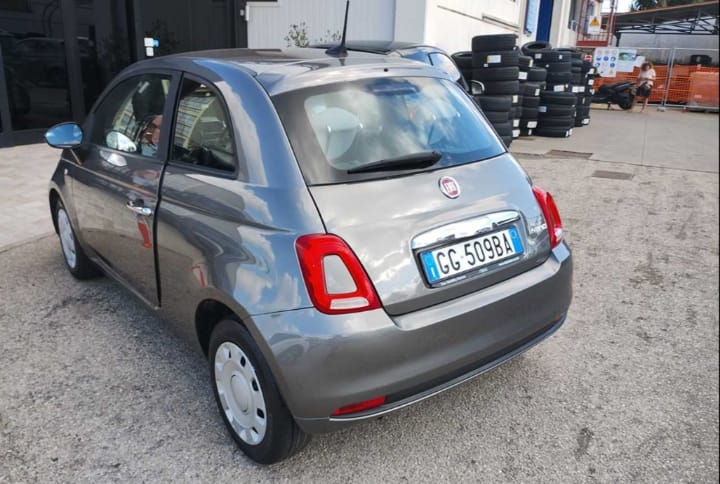 !!!!!!!!!!!!!!! Riservate !!!!!!!!!!!!!!                                                Fiat 500 1.0 70cv Ibrido benz Pop
 km 110621 06/21