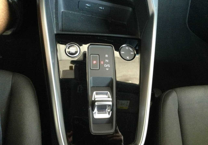 Audi A3 35 TDI S tronic S line Edition Spb Sequential
(150v) 133196 km,
