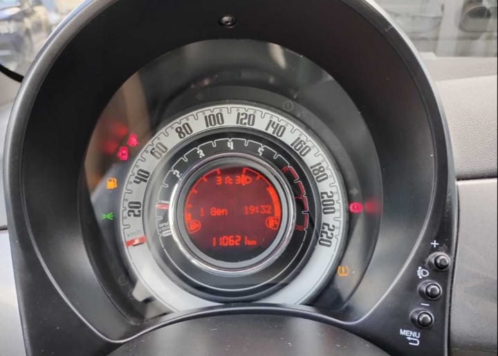 !!!!!!!!!!!!!!! Riservate !!!!!!!!!!!!!!                                                Fiat 500 1.0 70cv Ibrido benz Pop
 km 110621 06/21
