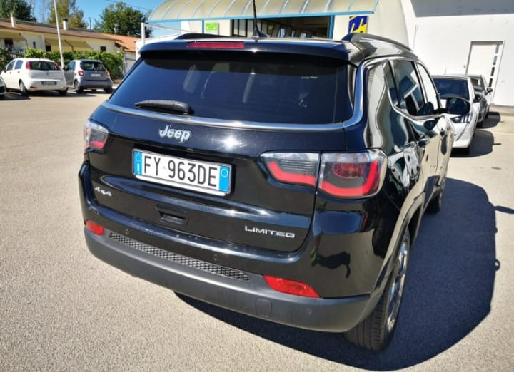 Jeep Compass II  Diesel  2.0 mjt Limited 4wd 140cv auto my19 Automatic
(140cv),  120301 km,