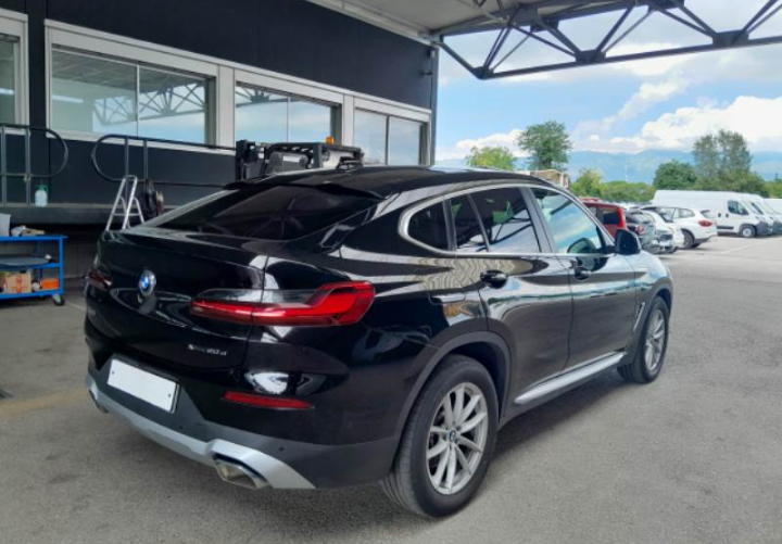 Bmw X4 G02  xdrive20d mhev 48V auto Sequential Hybrid
(190CV )Km 61772 05/2022