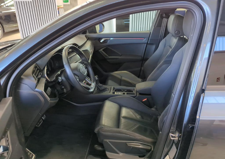 Audi Q3 35 TDI QUATTRO S TRONIC 03/2021
110 KW (150 CV) , km 57444