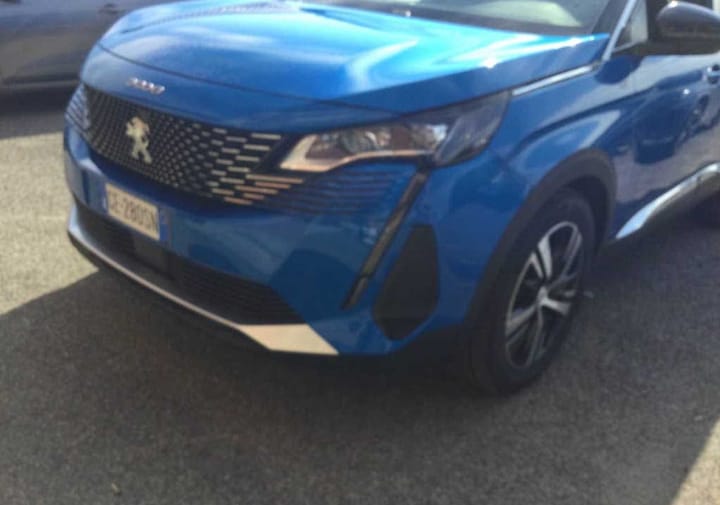 ❌Venduta Antonini  ❌                           Peugeot 3008 BlueHDI 130 S&S EAT8 GT aut.(131cv )Km 52049