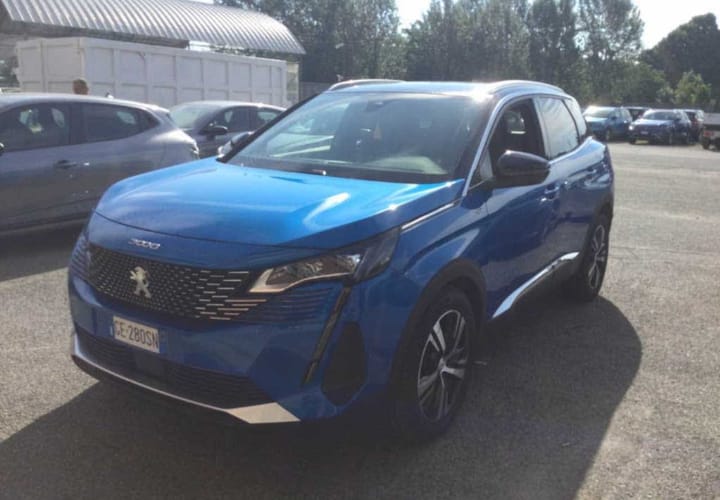 ❌Venduta Antonini  ❌                           Peugeot 3008 BlueHDI 130 S&S EAT8 GT aut.(131cv )Km 52049