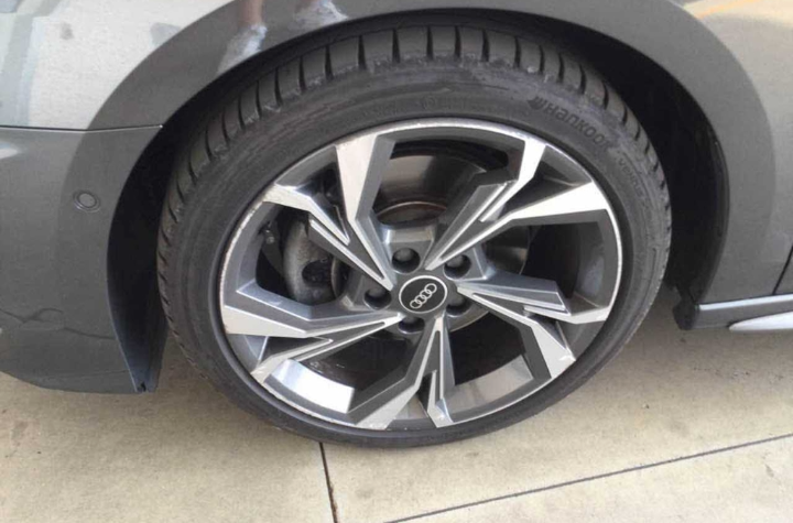 Audi A3 35 TDI S tronic S line Edition Spb Sequential
(150v) 133196 km,