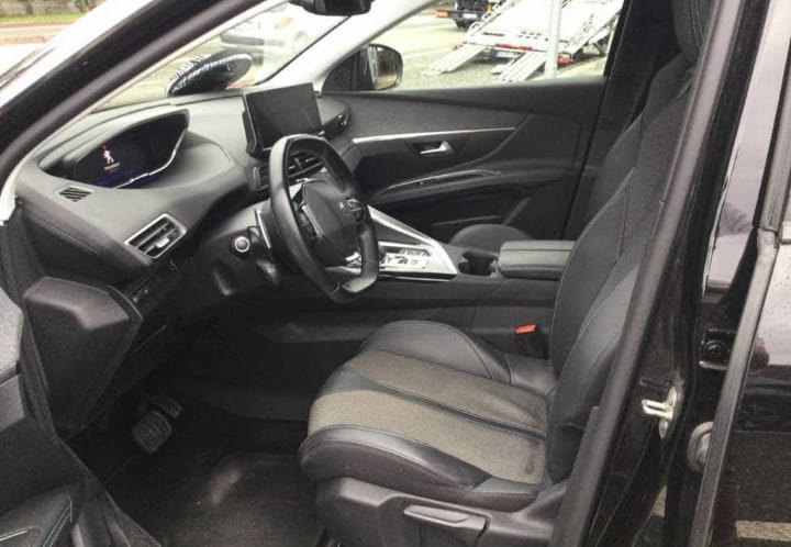 ❌riss ❌Peugeot 3008 BlueHDi 130cv allure Pack  automatico km172100. Anno 06/2022