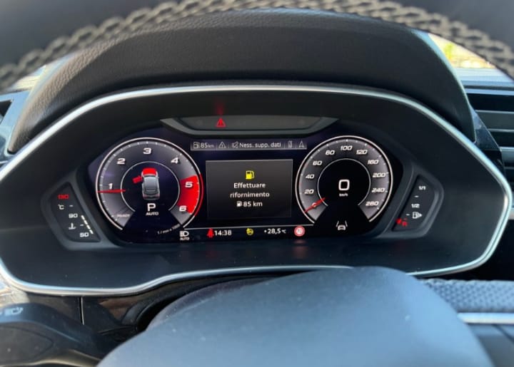 Audi  Q3 Sportback 35 2.0 tdi S line edition s-tronic Sequential Diesel
(150 cv)Km  168782                 anno 16/03/2021