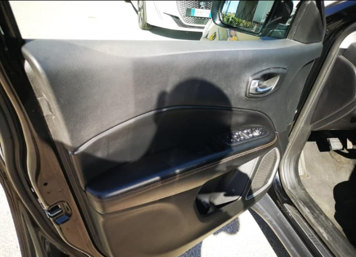 Jeep Compass II  Diesel  2.0 mjt Limited 4wd 140cv auto my19 Automatic
(140cv),  120301 km,