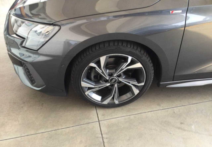 Audi A3 35 TDI S tronic S line Edition Spb Sequential
(150v) 133196 km,