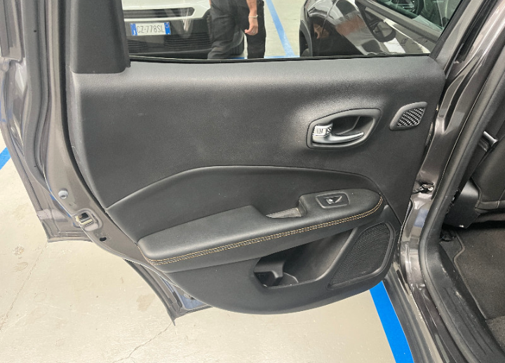 Jeep Compass II   2.0 mjt Limited 4wd 140cv auto Automatic Diesel
(140PS), Diesel, , 81413 km,