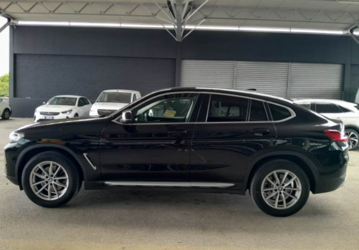 Bmw X4 G02  xdrive20d mhev 48V auto Sequential Hybrid
(190CV )Km 61772 05/2022