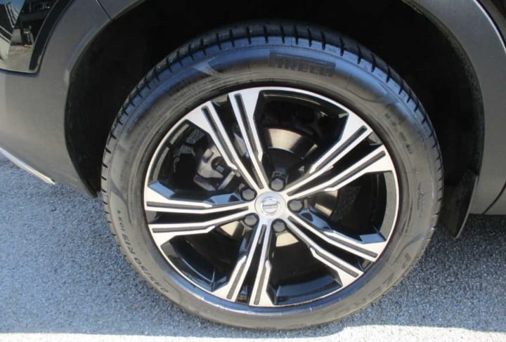 !!!!!!!!!¡!!¡!!!! Venduta !!!!!!!!!!!!                 Volvo XC40 T5 Plug-in Hybrid benz. 261 cv km 45965 12/2020