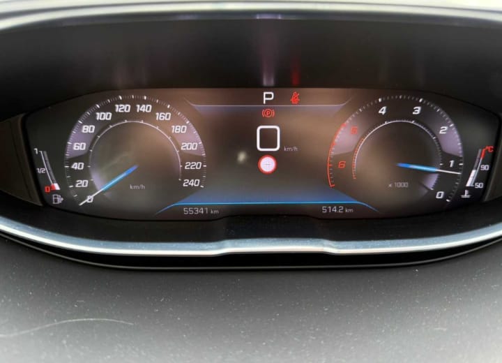 Peugeot 3008 BlueHDI 130 EAT8 S&S Allure Pack Automatic Diesel
(131 cv), 55341 km,                  anno 25/02/2022