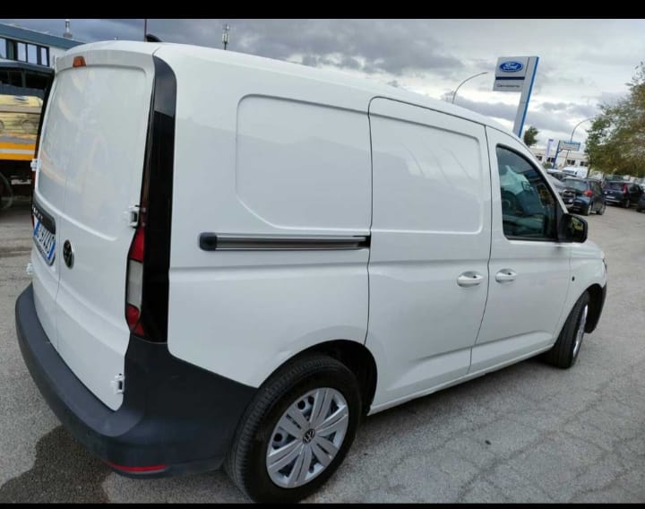 Volkswagen Caddy 2.0 TDI 90kW SCR Cargo Manual Diesel
(122cv),199934 km,