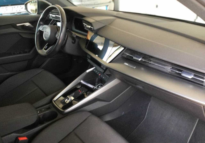 Audi A3 35 TDI S tronic S line Edition Spb Sequential
(150v) 133196 km,