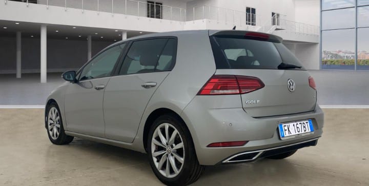 Volkswagen Golf VII 5p 1.6 tdi Highline 2017
(115cv),  177562 km,