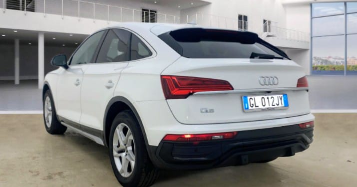 Audi Q5 Sportback 35 2.0 tdi mhev 12V Business Advanced Sequential Hybrid
(163cv), Hybrid, km 58997  10/22