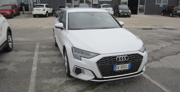 Audi A3 30 TDI SPB Business Advanced  Manual
(116cv)71548 07/22